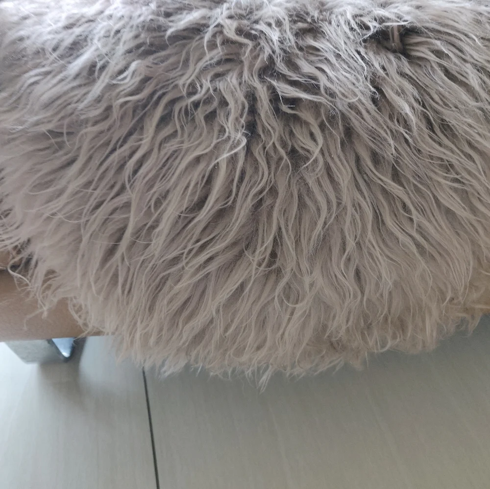 IKEA Genuine Sheep Fur Big Throw - Picture 3 of 5